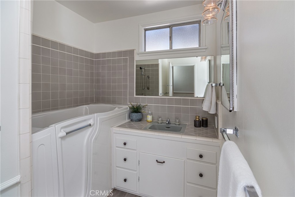 611 Delaware Road Burbank, CA 91504 - Photo 24 of 50