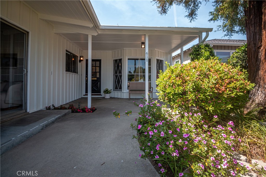 611 Delaware Road Burbank, CA 91504 - Photo 4 of 50