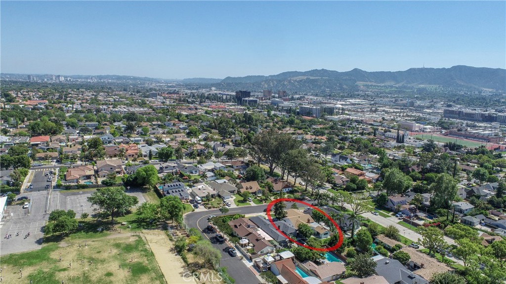611 Delaware Road Burbank, CA 91504 - Photo 46 of 50