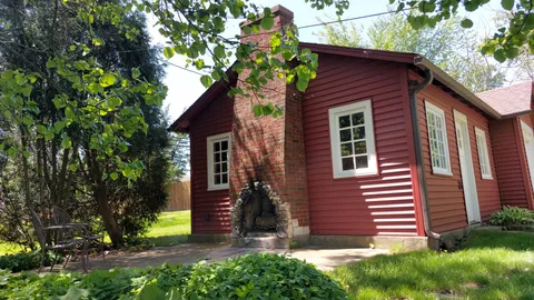 $589,900 | 19 West Hattendorf Avenue, Roselle, IL 60172