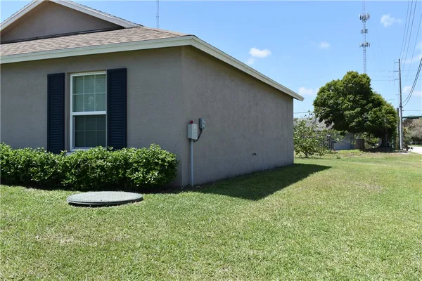$460,000 | 2202 Southeast Lucaya Street, Port St. Lucie, FL 34952