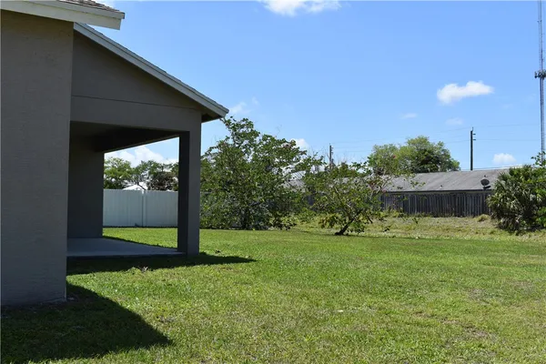$460,000 | 2202 Southeast Lucaya Street, Port St. Lucie, FL 34952