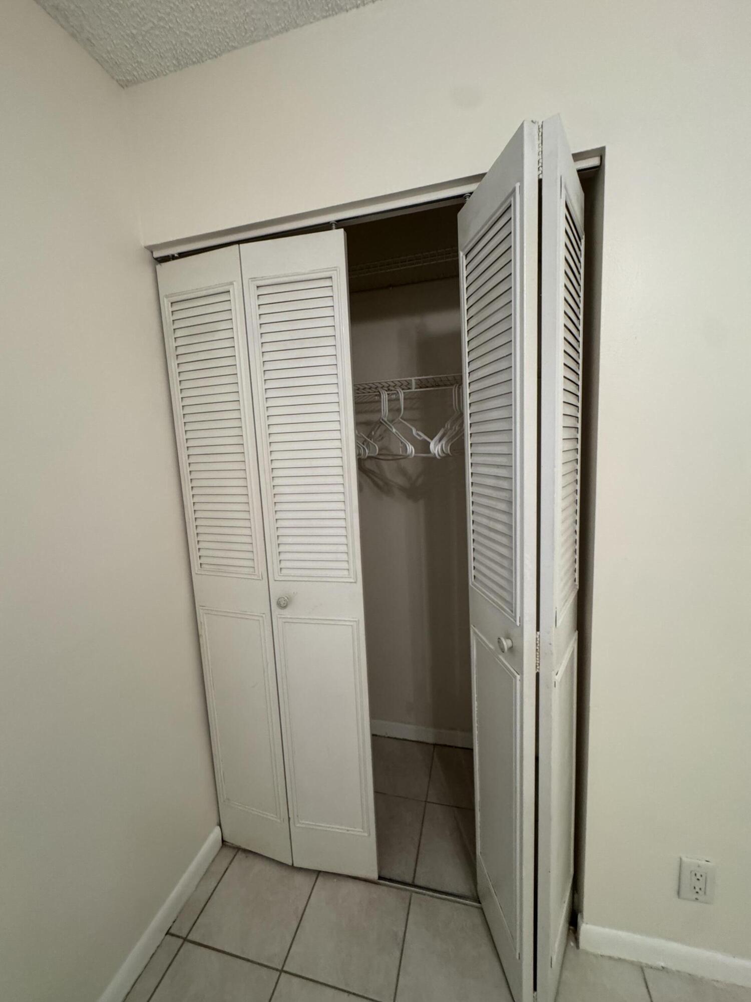 21890 Lake Forest Circle, Unit 102 Boca Raton, FL 33433 - Photo 15 of 24