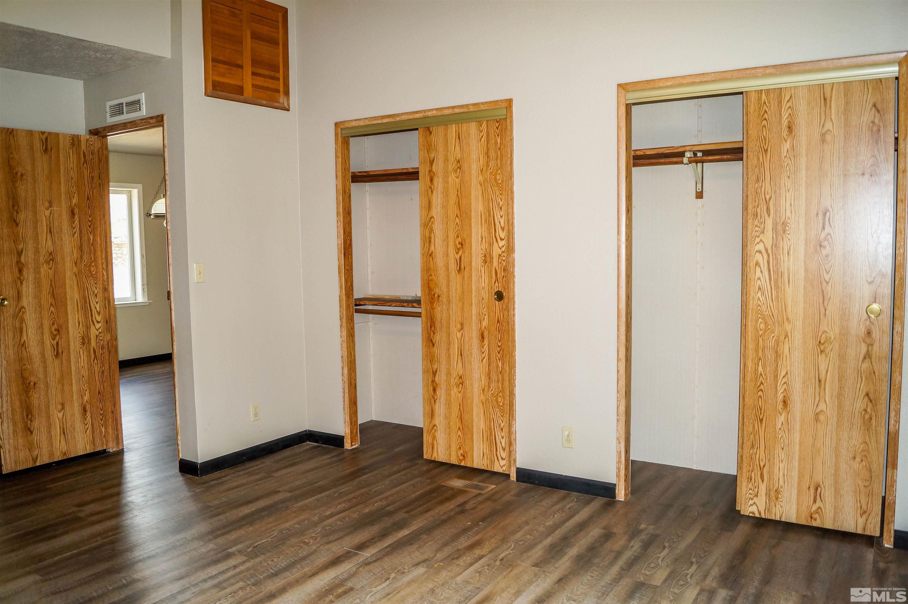 3905 Hen Court Reno, NV 89508 - Photo 8 of 19 Photo 8
