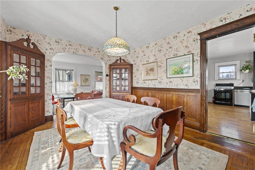 21 Kenilworth Terrace Rochester, NY 14605 - Photo 15 of 36