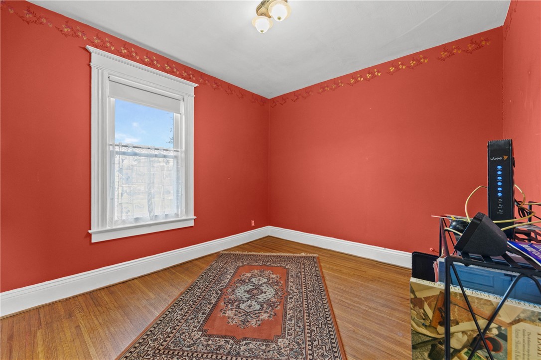 21 Kenilworth Terrace Rochester, NY 14605 - Photo 28 of 36