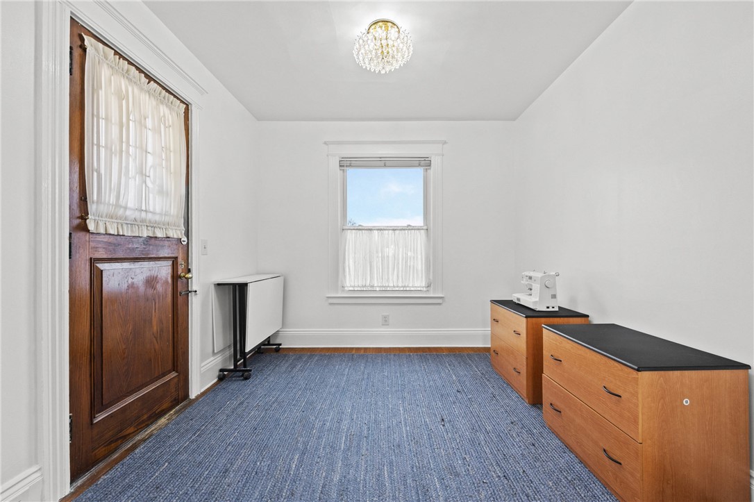 21 Kenilworth Terrace Rochester, NY 14605 - Photo 7 of 36