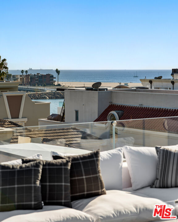 145 Channel Pointe Mall Marina del Rey, CA 90292 - Photo 59 of 75 a view of roof deck with couches and ocean view