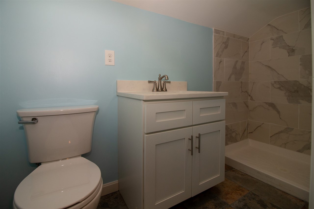 12 Smith Point Road Alton, NH 03810 - Photo 14 of 34 Gallery Image 14