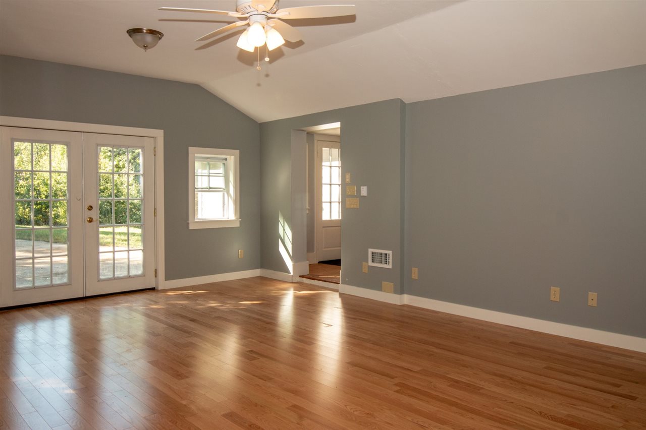 12 Smith Point Road Alton, NH 03810 - Photo 23 of 34 Gallery Image 23