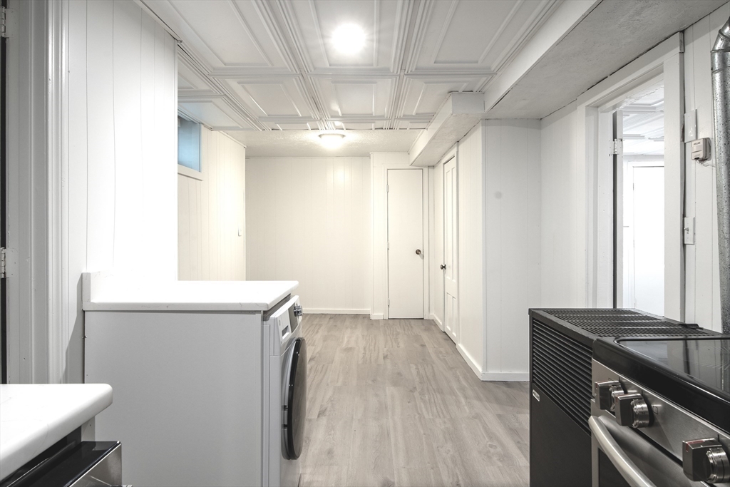 5 Stoneland Road, Unit 4 Worcester, MA 01603 - Photo 4 of 4