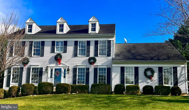 $739,900 | 3 Heatherstone Way, Hockessin, DE 19707