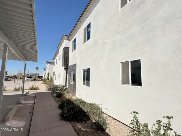 $8,000,000 | 4037 South 12th Street, Phoenix, AZ 85040