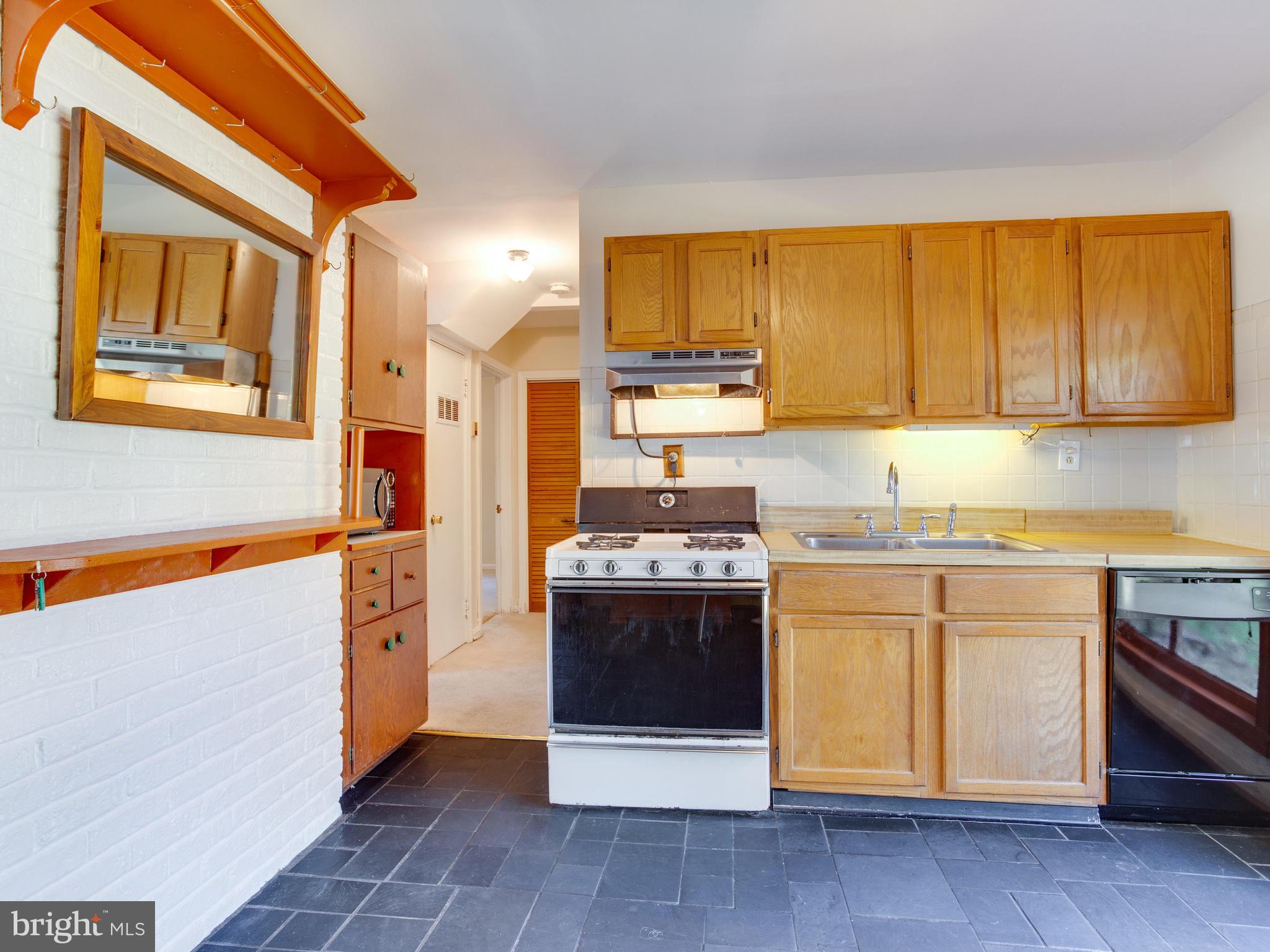 2909 Powder Mill Road Adelphi, MD 20783 - Photo 14 of 40