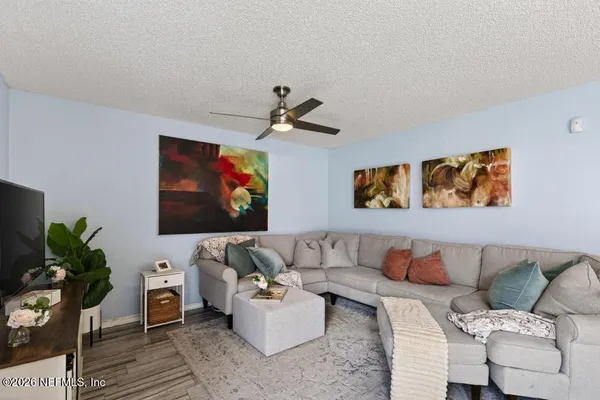 $2,000 | 805 Old Bridge Road, Unit 2, St. Johns, FL 32259