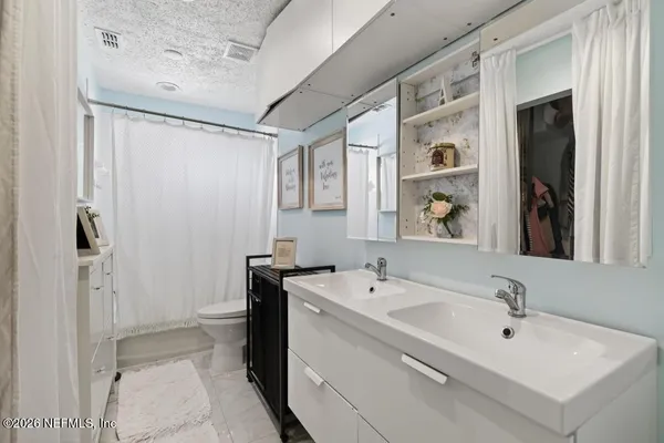 $2,000 | 805 Old Bridge Road, Unit 2, St. Johns, FL 32259