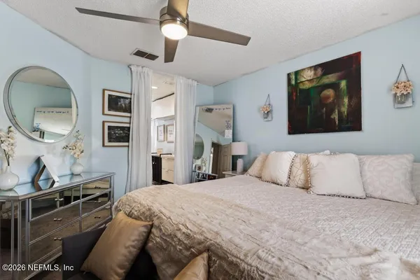 $2,000 | 805 Old Bridge Road, Unit 2, St. Johns, FL 32259