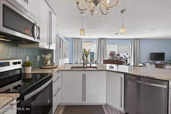 $2,000 | 805 Old Bridge Road, Unit 2, St. Johns, FL 32259