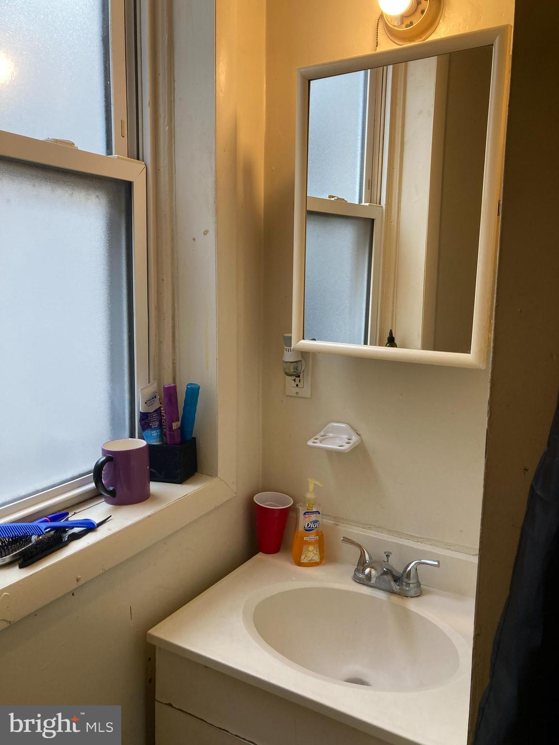 831 South 59th Street Philadelphia, PA 19143 - Photo 12 of 18