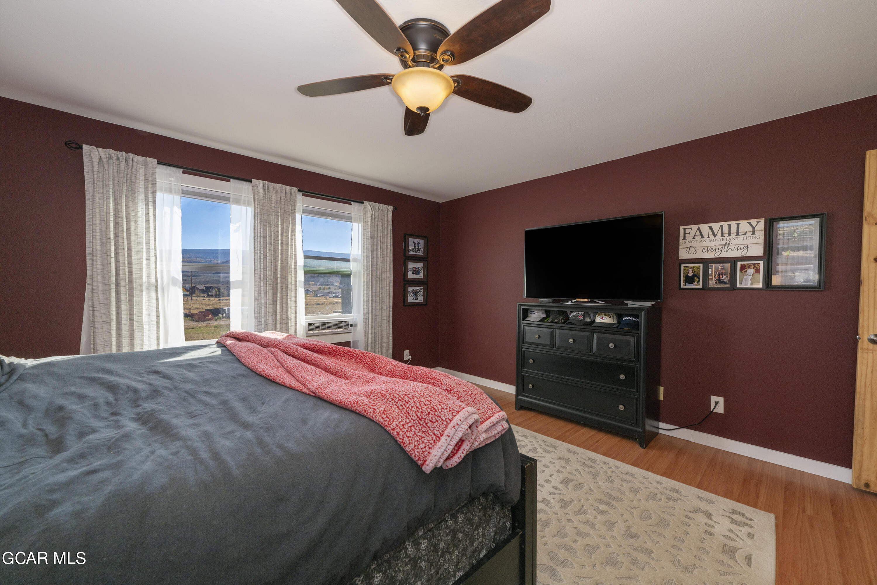 43 County Road 1014 Silverthorne, CO 80498 - Photo 13 of 51 Primary Bedroom