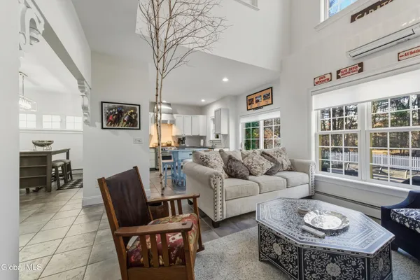 $1,050,000 | 15 Thoroughbred Drive, Saratoga Springs, NY 12866