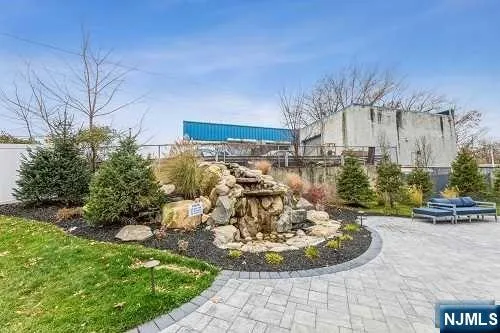 $3,750 | 1475 Palisade Avenue, Unit 219, Teaneck, NJ 07666