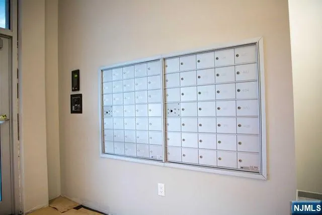 $3,750 | 1475 Palisade Avenue, Unit 219, Teaneck, NJ 07666