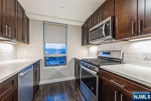 $3,750 | 1475 Palisade Avenue, Unit 219, Teaneck, NJ 07666