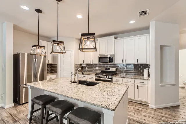 $2,300 | 15407 Proteus Street, San Antonio, TX 78245