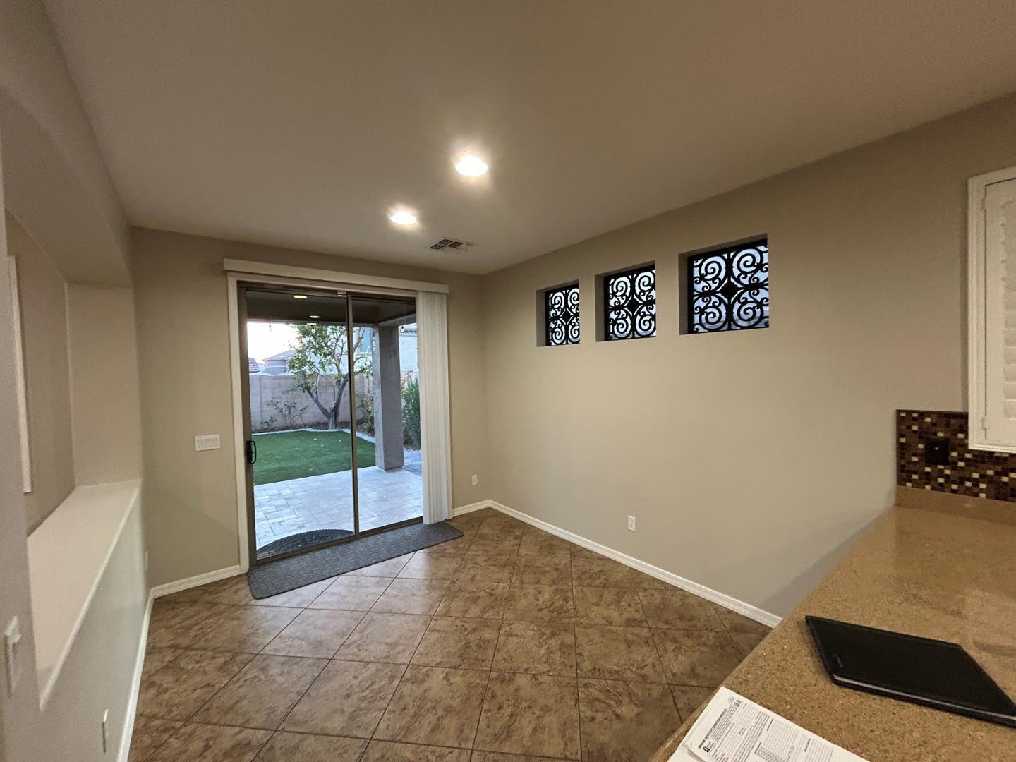 5411 West Rowel Road Phoenix, AZ 85083 - Photo 10 of 22 Photo #10