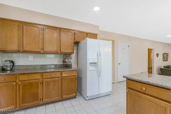 $785,000 | 17 Denbigh Drive, Somerset, NJ 08873