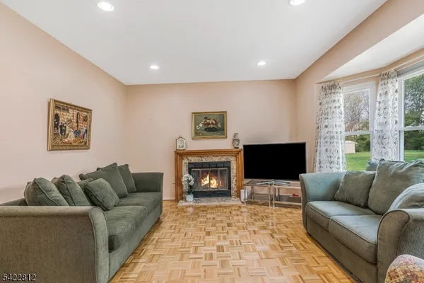 $785,000 | 17 Denbigh Drive, Somerset, NJ 08873