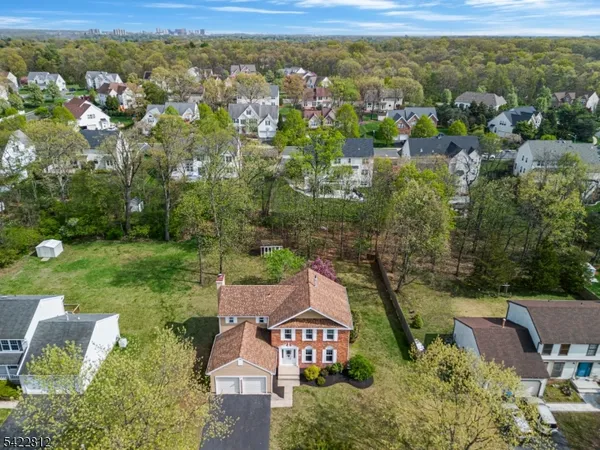 $785,000 | 17 Denbigh Drive, Somerset, NJ 08873