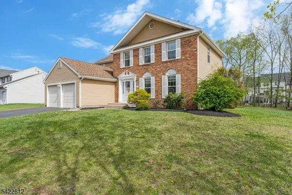 $785,000 | 17 Denbigh Drive, Somerset, NJ 08873
