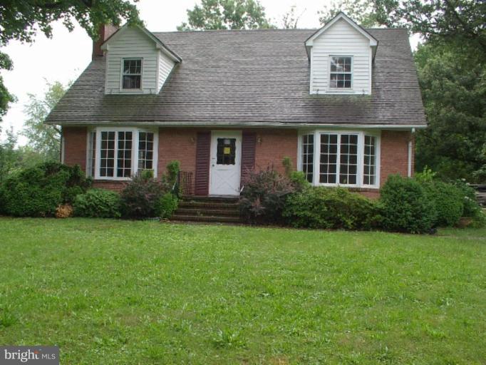 606 Keyes Ferry Road Charles Town, WV 25414 - Photo 1 of 11 606 Keyes Ferry Road