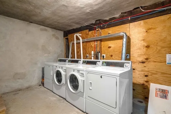 $2,800 | 193 Florence Street, Unit 2, Boston, MA 02131