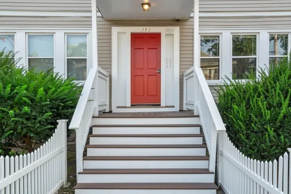 $2,800 | 193 Florence Street, Unit 2, Boston, MA 02131