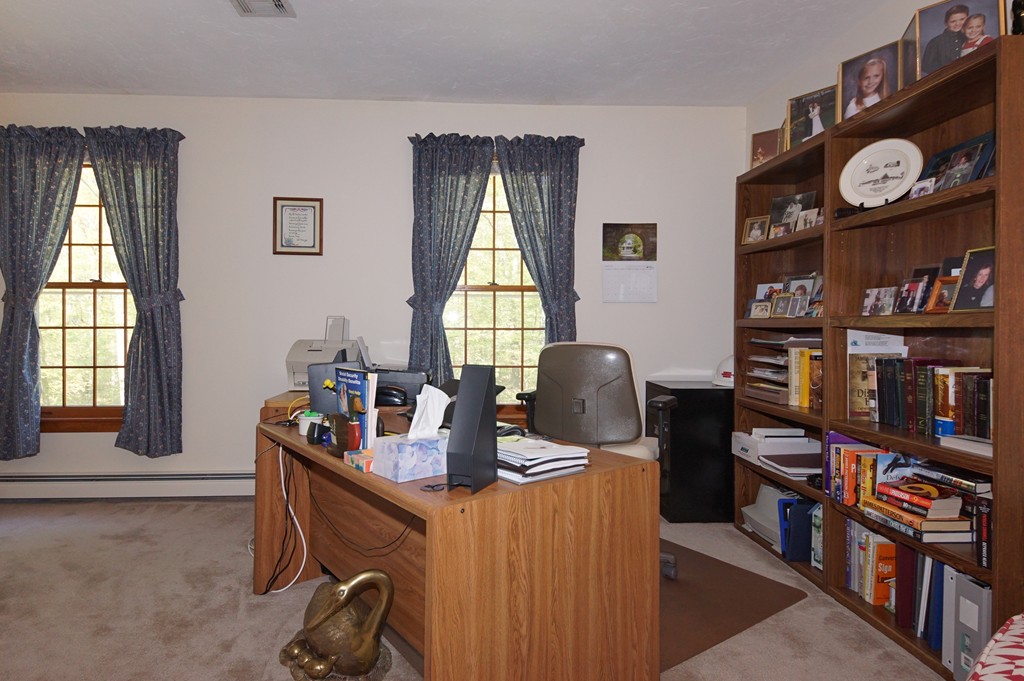 54 Gilmore Road Southborough, MA 01772 - Photo 19 of 25