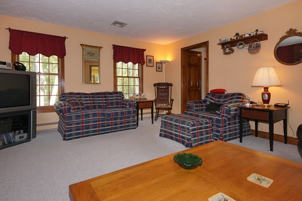 54 Gilmore Road Southborough, MA 01772 - Photo 2 of 25