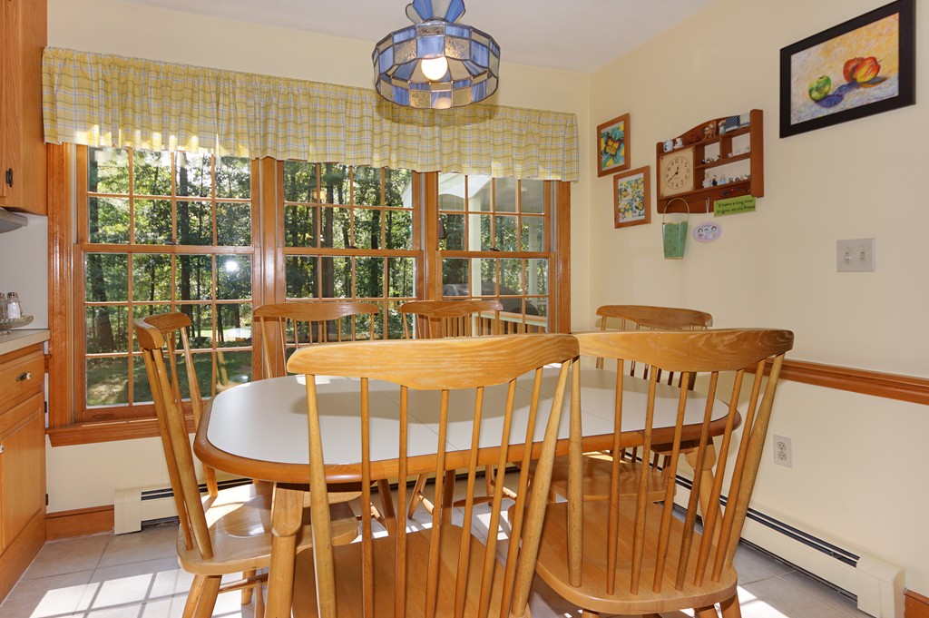 54 Gilmore Road Southborough, MA 01772 - Photo 7 of 25