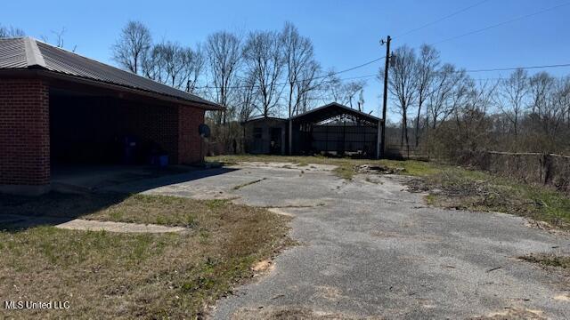 4384 Old Hillsboro Road Forest, MS 39074 - Photo 6 of 19 IMG_1955