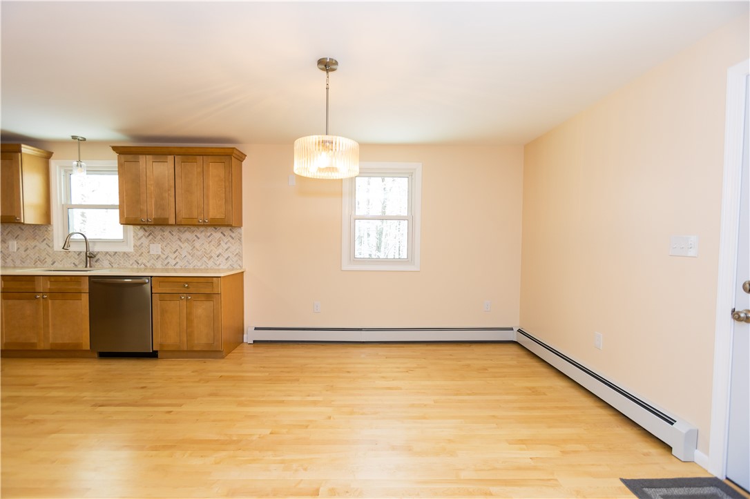 405 Cooper Hill Road Burrillville, RI 02839 - Photo 4 of 31