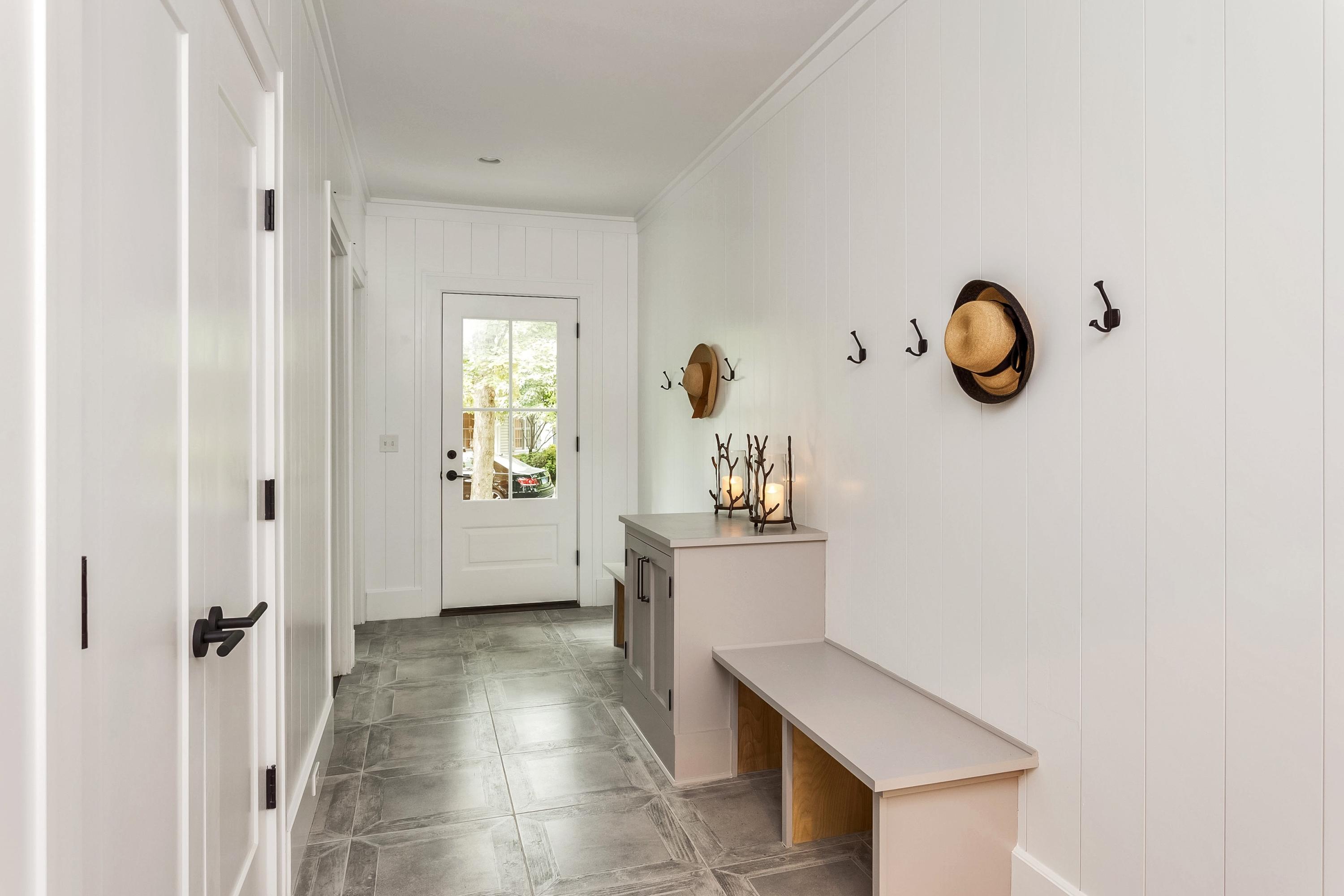 11 Rocaton Road Darien, CT 06820 - Photo 15 of 38 a view of entryway with kitchen