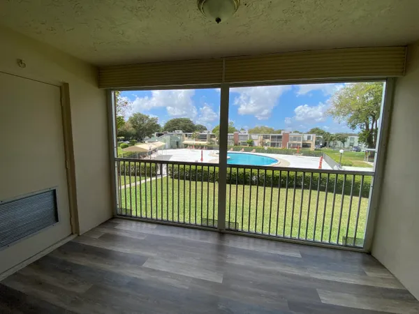 $1,900 | 7365 Northwest 18th Street, Unit 202, Margate, FL 33063