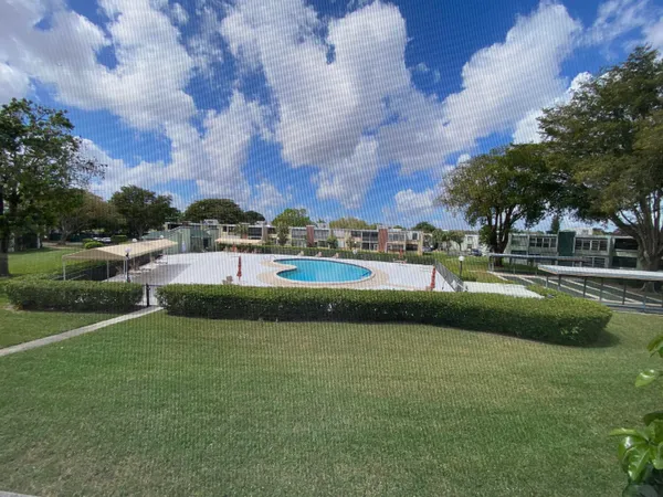 $1,900 | 7365 Northwest 18th Street, Unit 202, Margate, FL 33063