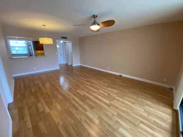 $1,900 | 7365 Northwest 18th Street, Unit 202, Margate, FL 33063