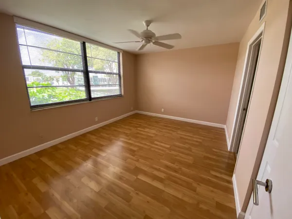 $1,900 | 7365 Northwest 18th Street, Unit 202, Margate, FL 33063