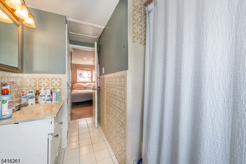 108 Walnut Street Bloomfield, NJ 07003 - Photo 16 of 23