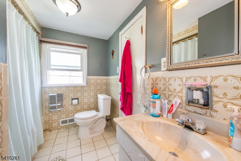 108 Walnut Street Bloomfield, NJ 07003 - Photo 19 of 23