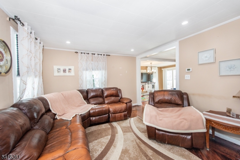 108 Walnut Street Bloomfield, NJ 07003 - Photo 4 of 23